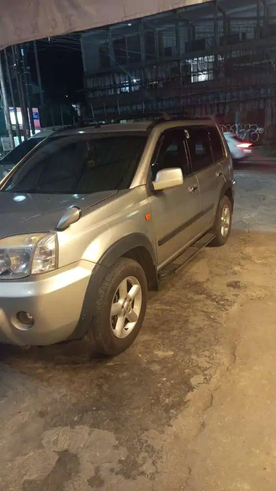 Nissan X-Trail 2005 Bensin