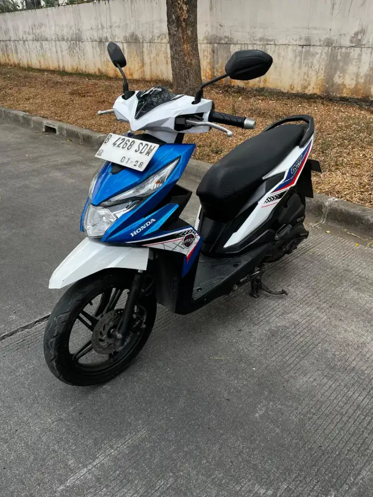 Honda Beat ECO Cbs Biru Putih Glossy