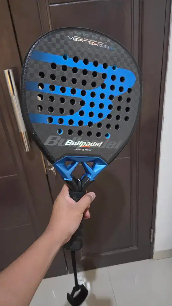 BULLPADEL VERTEX 05 HYBRID 2026