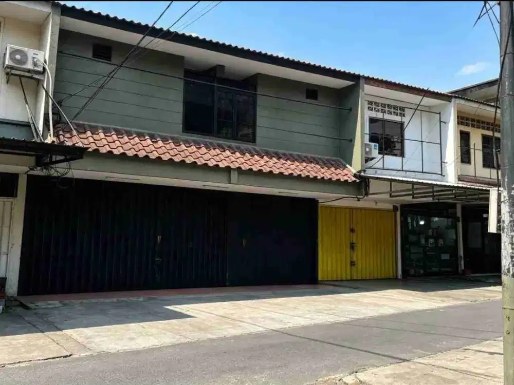 Disewakan Ruko Gandeng 2 Lantai Di Depok 2 Tengah Jawa Barat