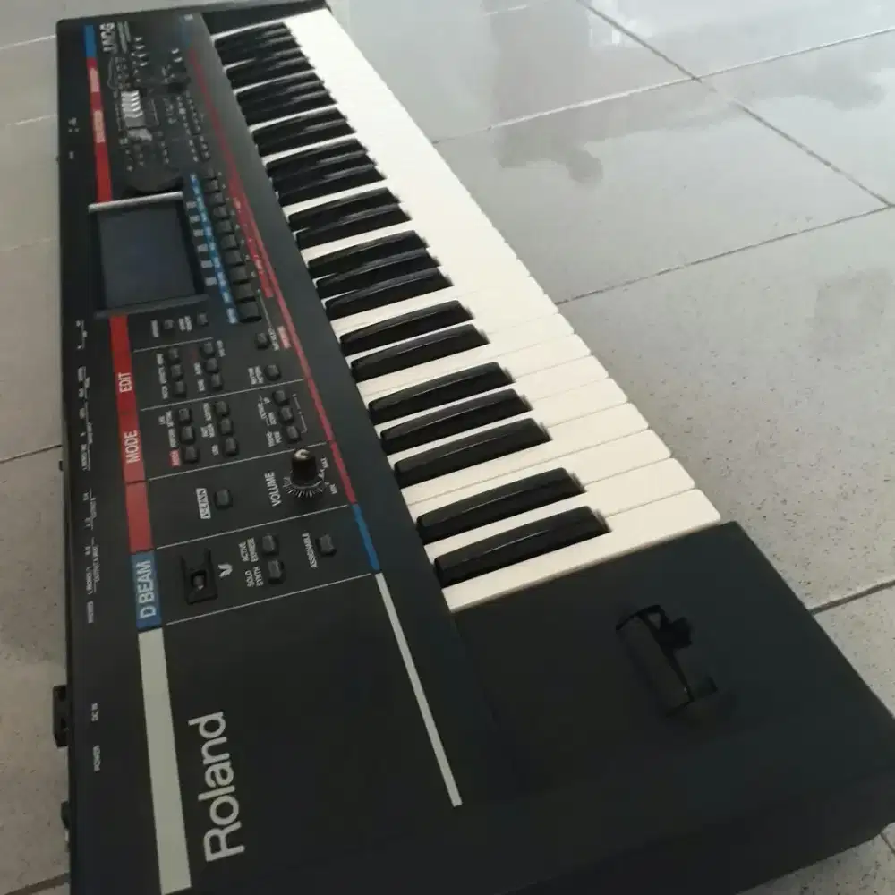 Roland Synthesizer JUNO G