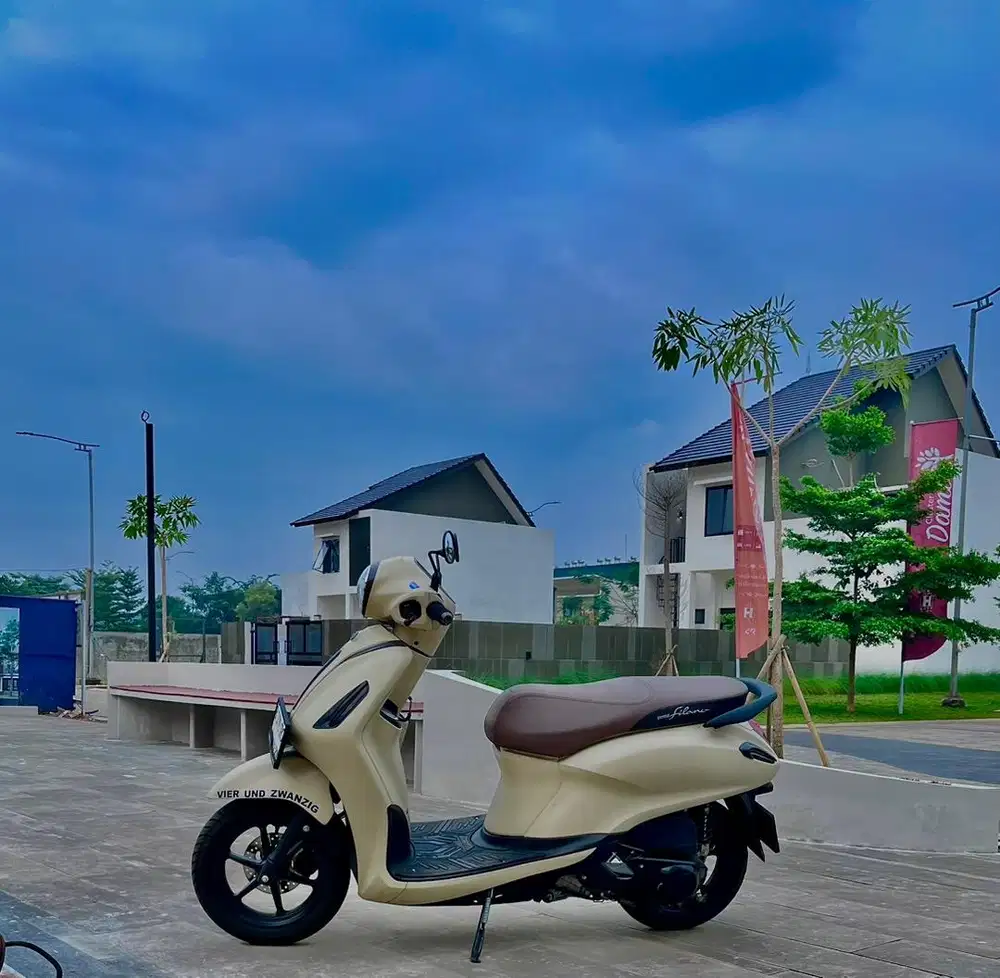 Yamaha Grand Filano Skotlite cream / beige - kondisi mulus (nego)