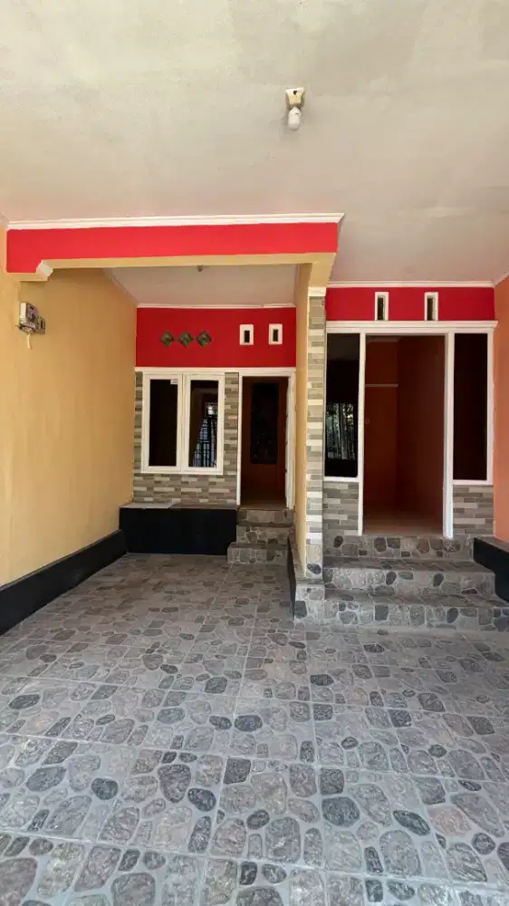 Rumah 1 lantai siap huni, murah spek 2 lantai full cakar ayam
