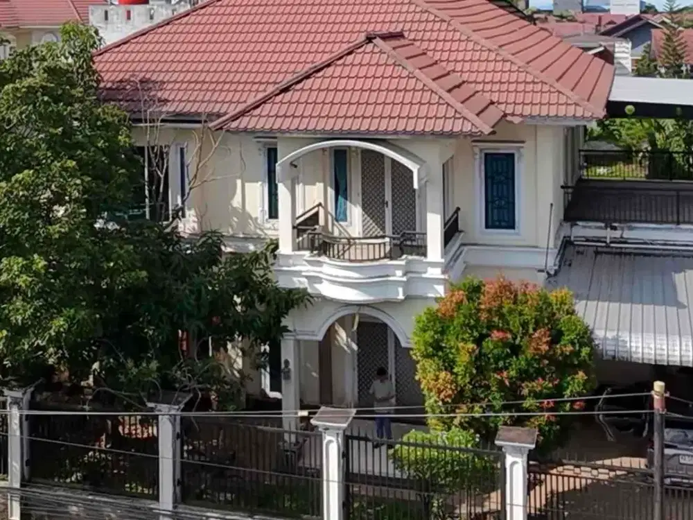 Rumah Besar Tanah 799 m² di Purnama 1 Pontianak Selatan