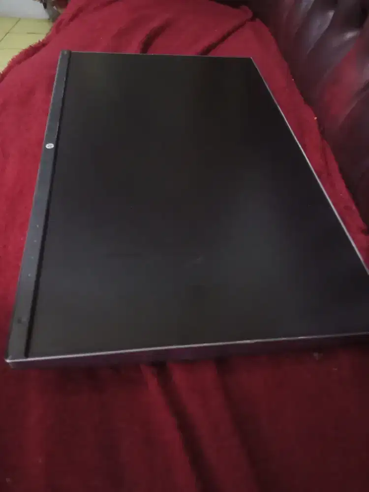 PANEL LED FRAMELESS 23' GOOD CONDITION JAKSEL