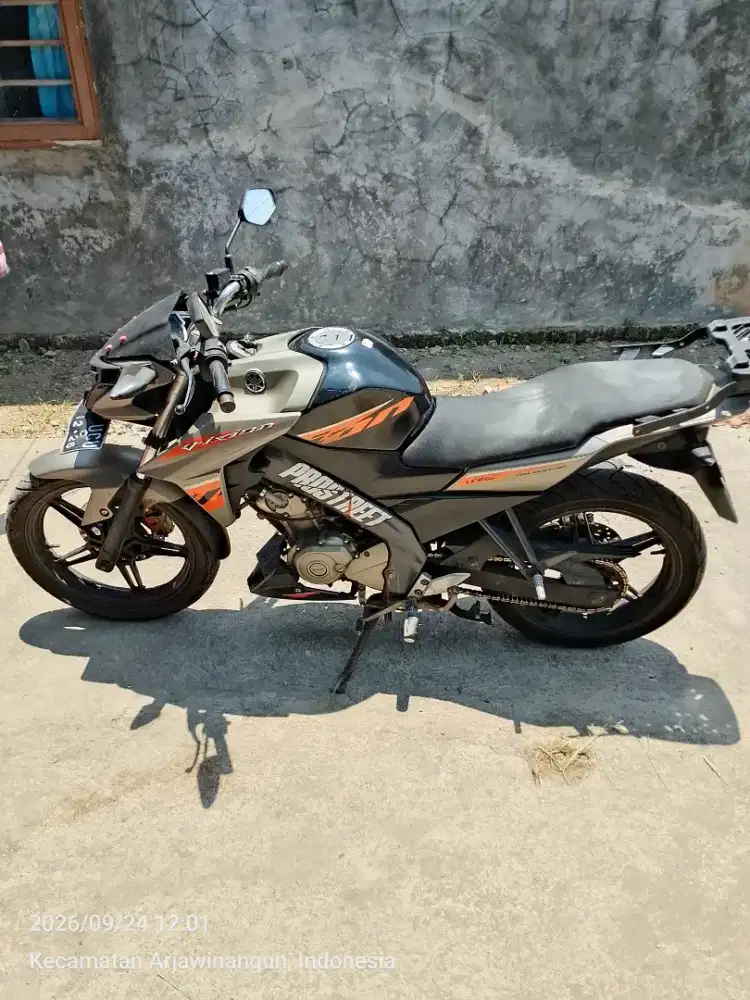 Jual motor Vixion NVA 2016 rp. 8.000.000