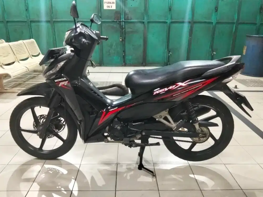 Dijual Honda Revo X 110cc FI tahun 2017 bulan November