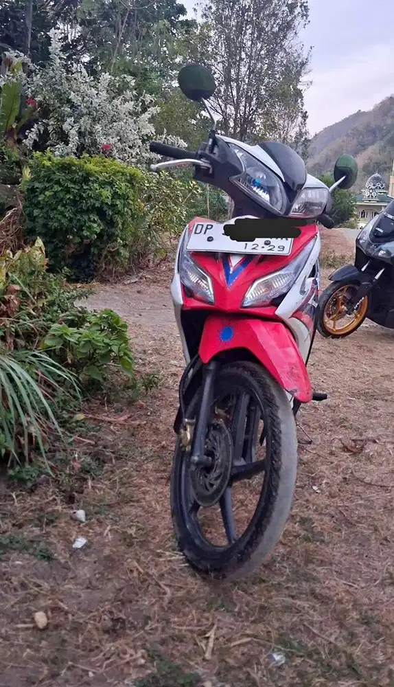 Honda blade 2013