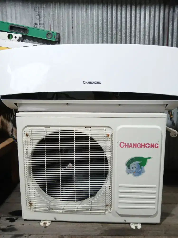 DIJUAL AC BEKAS 1/2 PK GRATIS PASANG