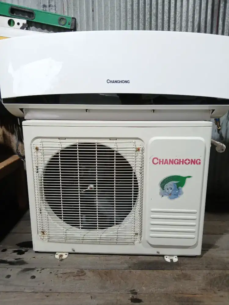 DIJUAL AC BEKAS 1/2 PK GRATIS PASANG