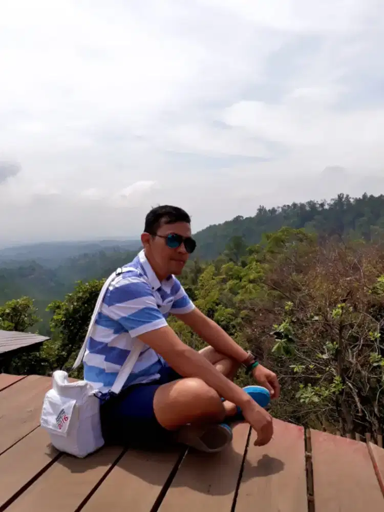Freelance Sabtu dan Minggu