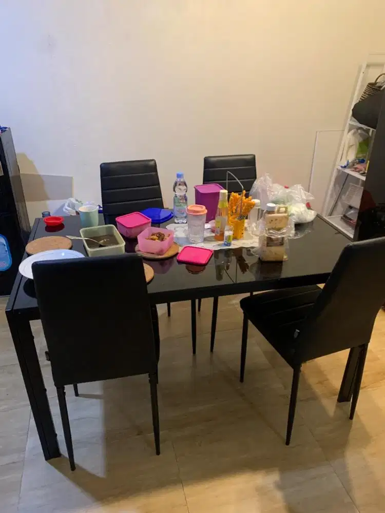 Dijual Meja Makan Informa