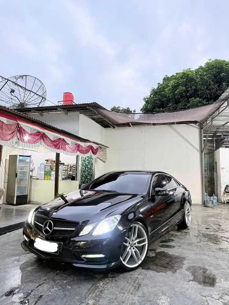 BU Mercedes Benz E250 AMG Panoramic Coupe 2012 E 250 Mercy 200