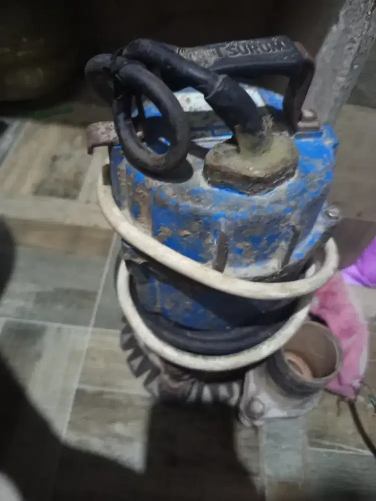 Mesin pompa out put 2 inch