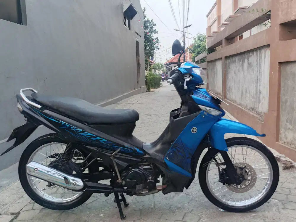 Yamaha Vega ZR 2011 stater tokcer halus mulus terawat