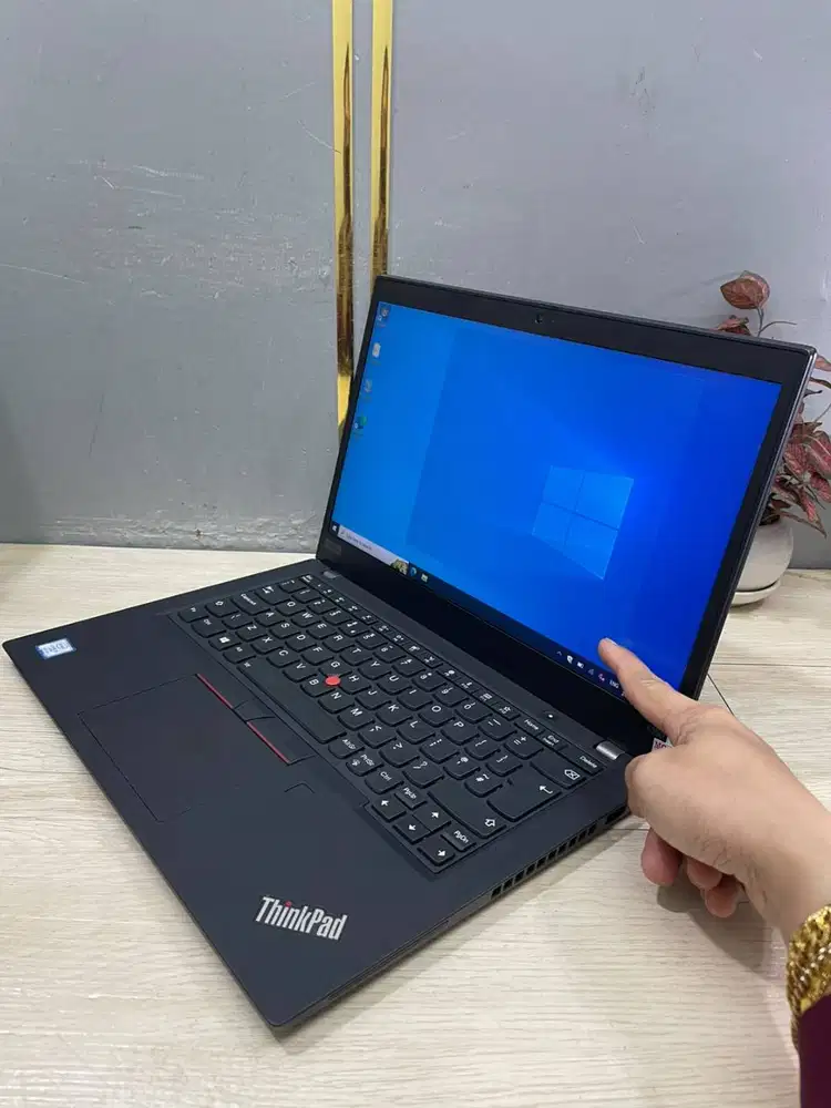 LENOVO THINKPAD X390 TOUCH CORE I5 GEN8 16/256 LAYAR 13.3 INCH *ET