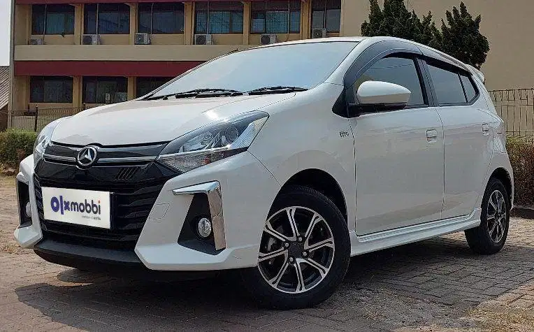 DP 7, JT Daihatsu Ayla 1.2 R Bensin-AT Putih 2022