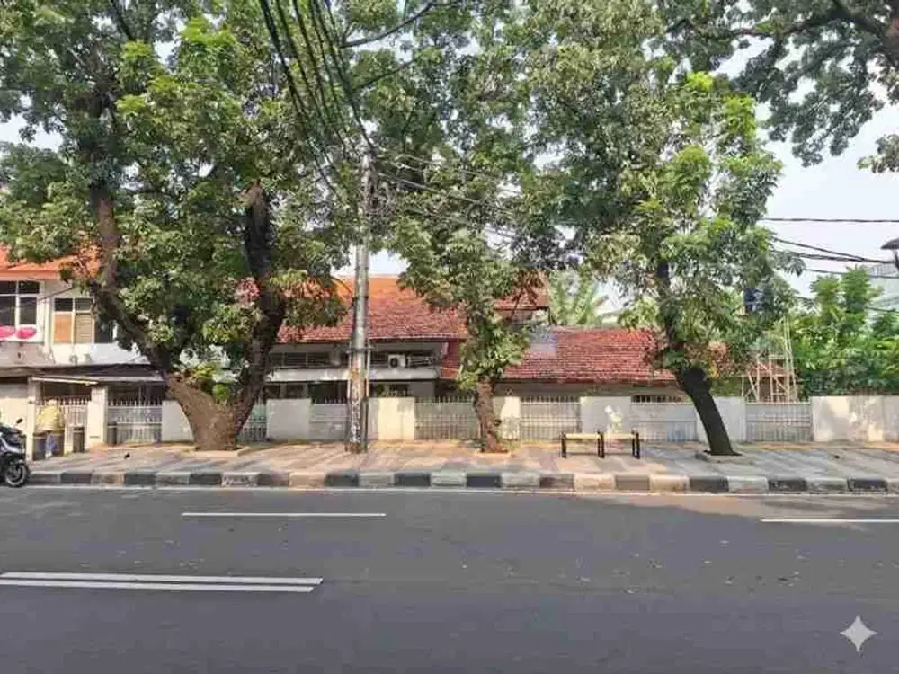 jual rumah Strategis Wijaya Kebayoran Baru Jakarta Selatan