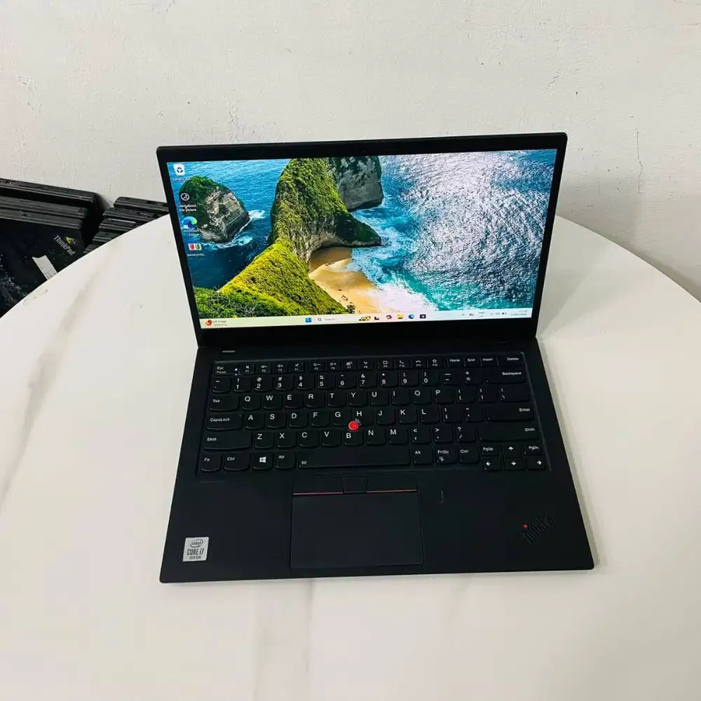 LENOVO THINKPAD X1 CARBON CORE I7 GEN10 16/512 LAYAR 14 INCH *EC