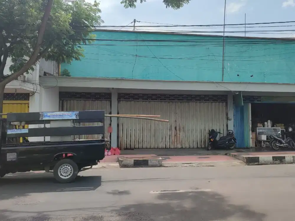 DISEWAKAN RUKO CANTIK PINGGIR JALAN PROVINSI LOKASI DEKAT PASAR TANJUNG JEMBER