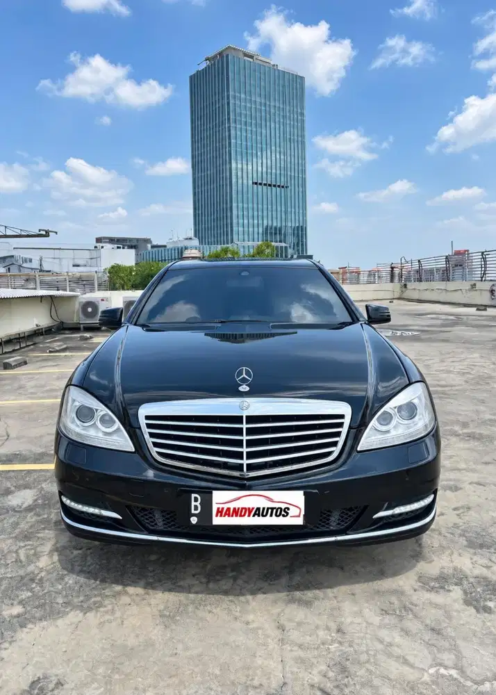 Mercedes Benz S350L Solitaire Facelift 2011 Automatic Hitam Metalik