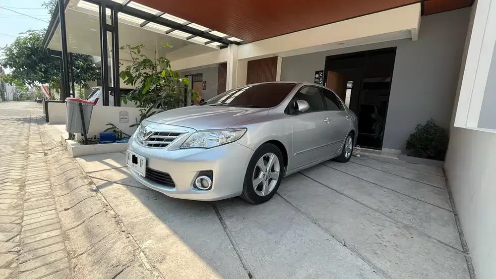 Dijual altis matic type G 1.8 tahun 2012