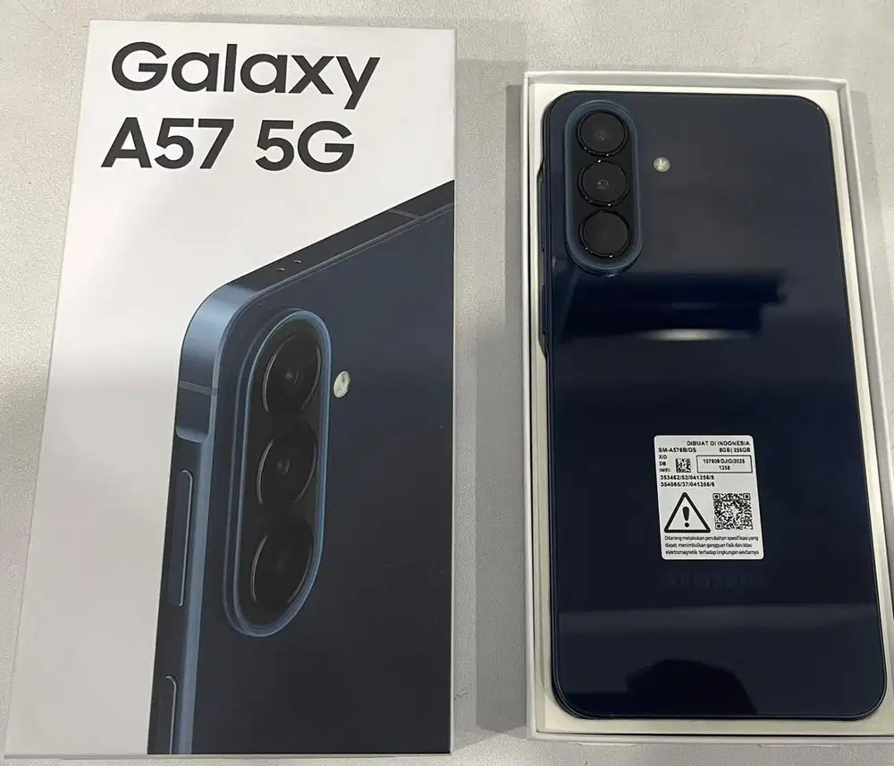 Samsung A57 8/256gb bekas seperti baru