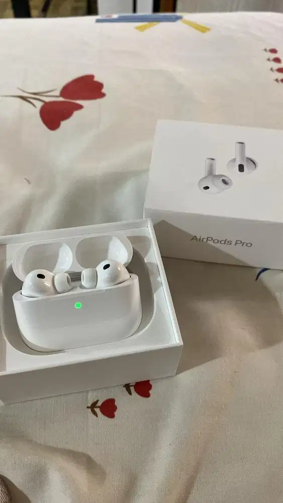 Airpods pro 3 (Eartip silikon)Baru