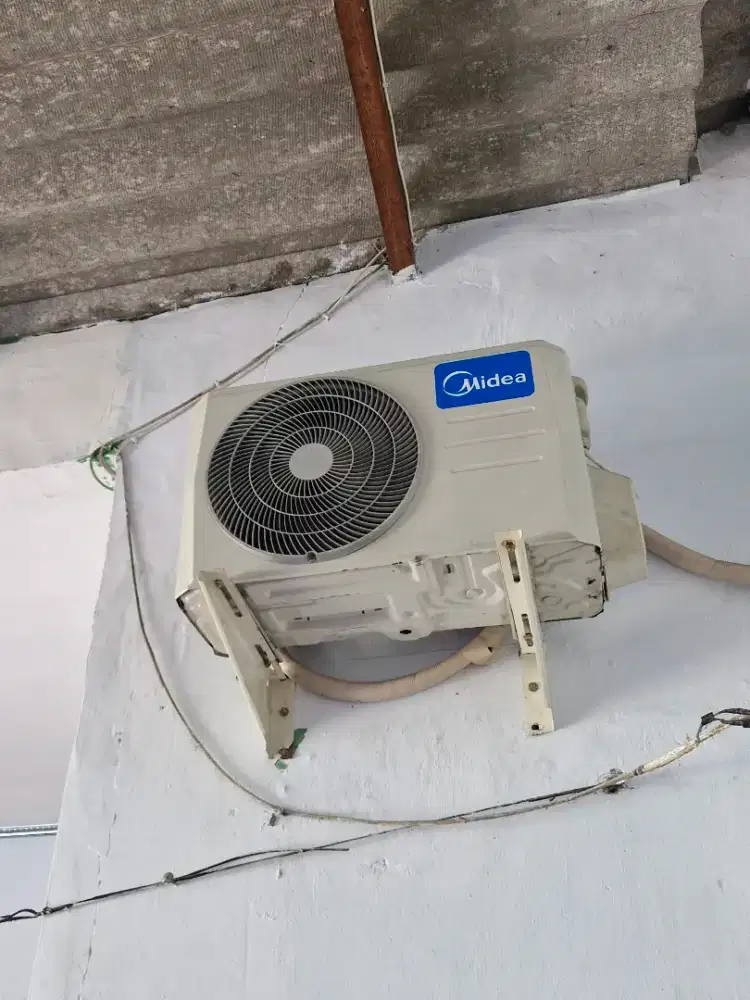 Dijual AC Midea 1/2 Pk