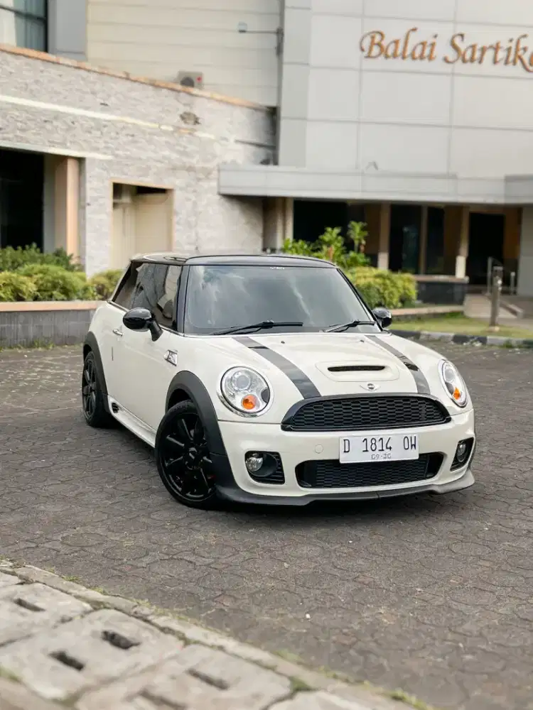 Mini cooper JCW 3 dors 2010