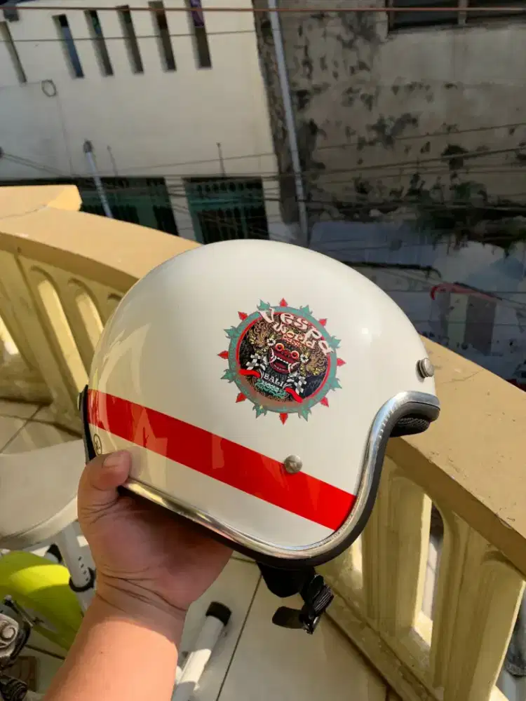 Helm Vespa World Days tahun 2022