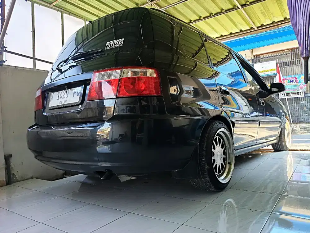 Carens macak Kalcer keren