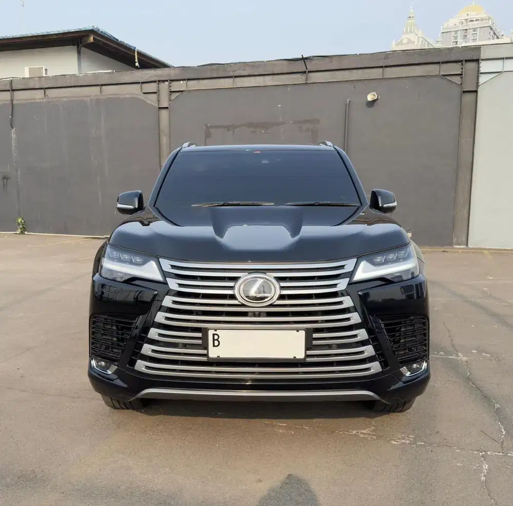 Lexus Lx600 7seater 2024