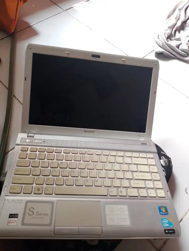 Jual laptop Sony vaio