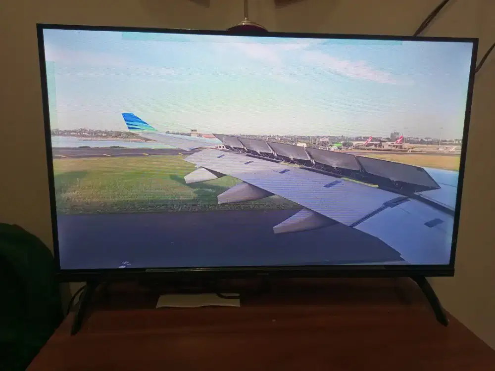 Di jual tv coocaa 32 inch smart tv