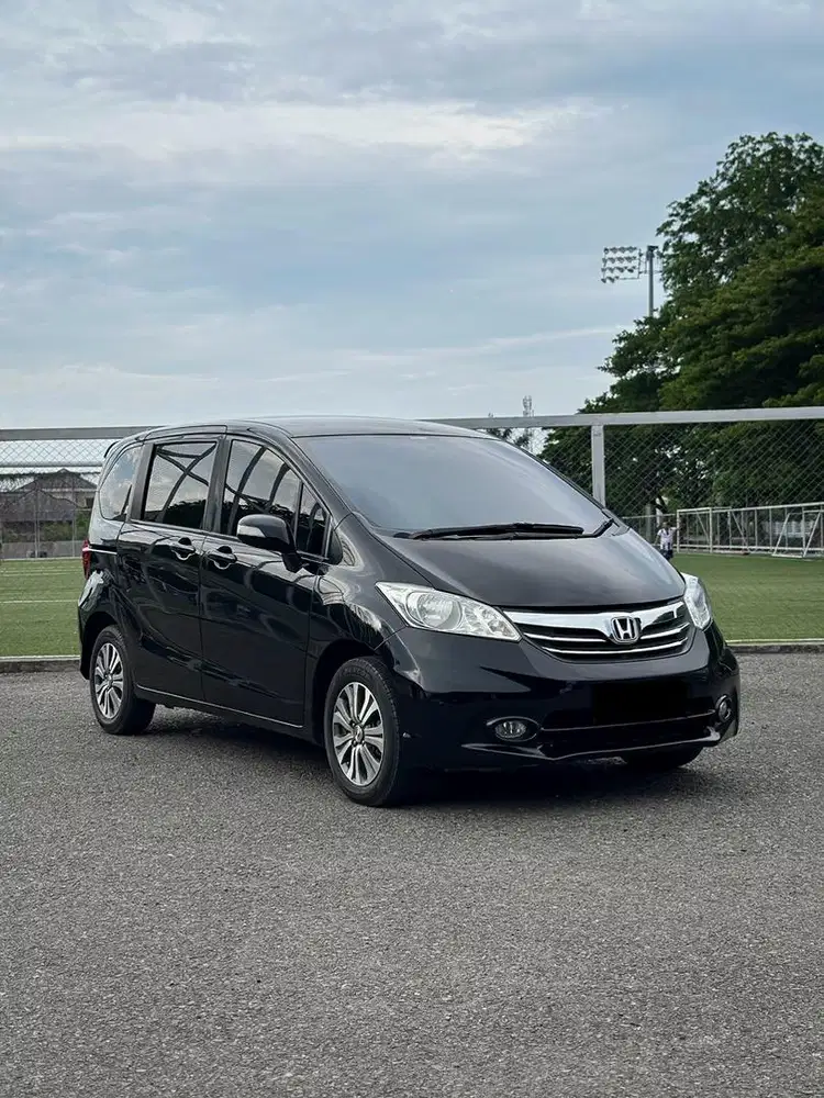 Honda Freed E Psd AT 2013
