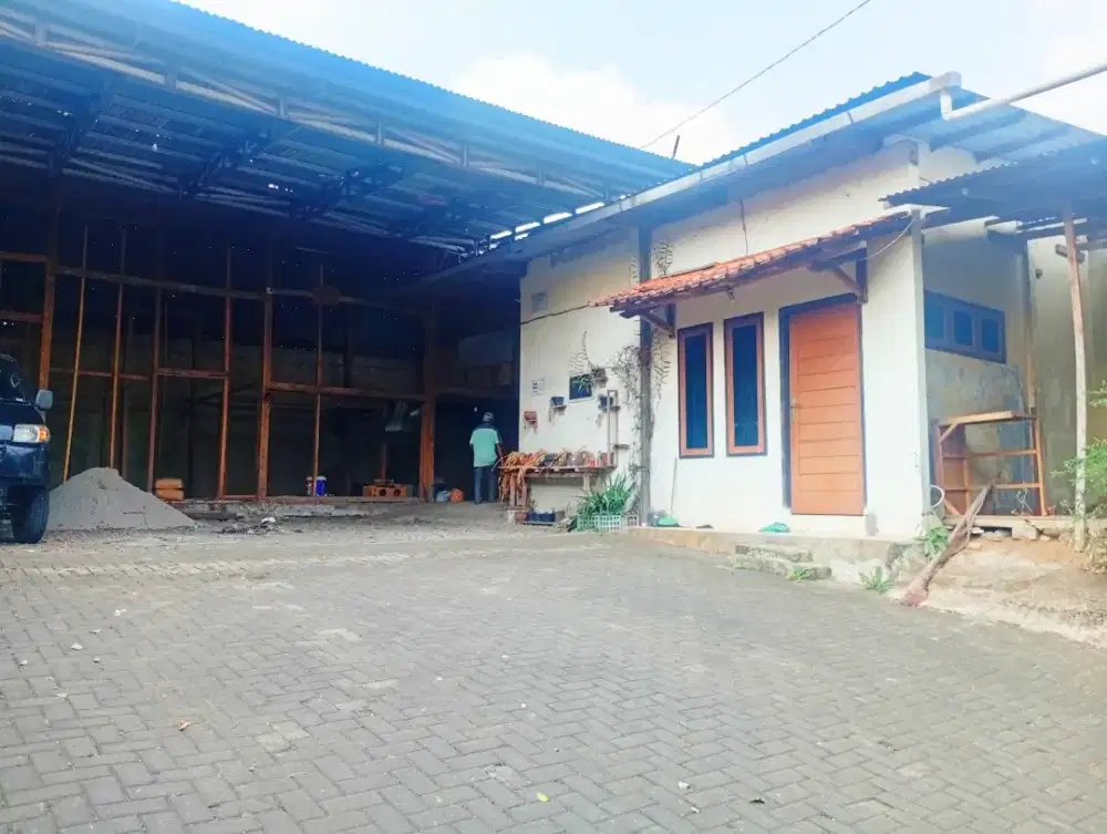 Disewakan Tempat / Tanah Lokasi Strategis