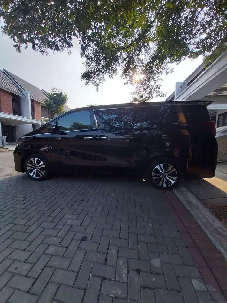 Toyota Alphard 2023 Bensin