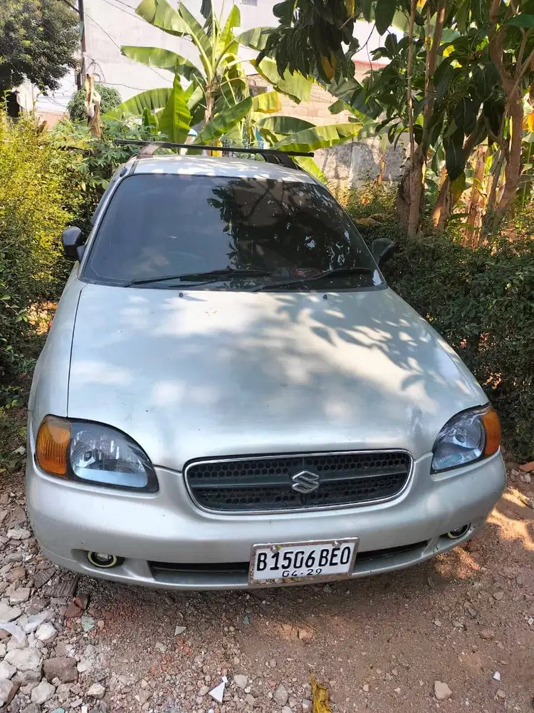 Dijual Baleno 1.5 AT 2001 lengkap