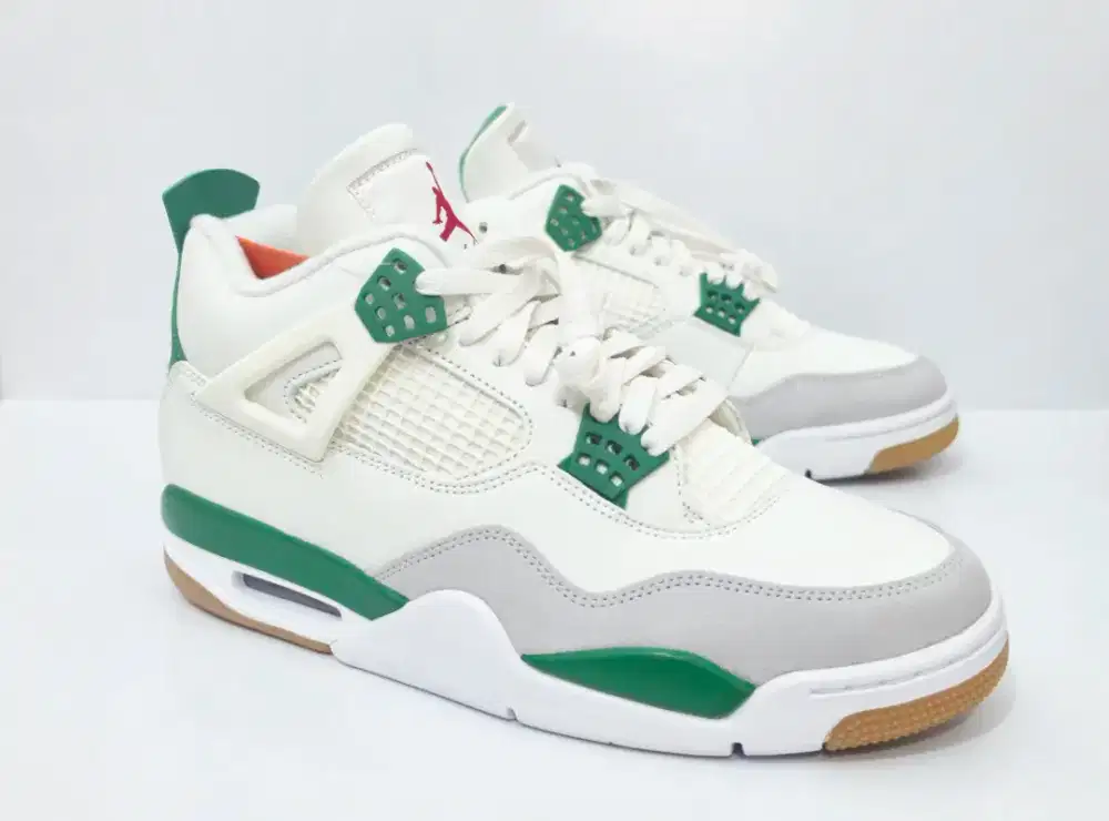 Nike SB Jordan 4 Pine Green