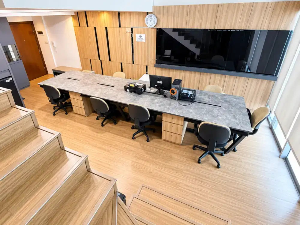 Neo Soho Sewa buat office, Full Furnish, lokasi strategis, selangkah ke Central park mall dan Jl.S.Parman