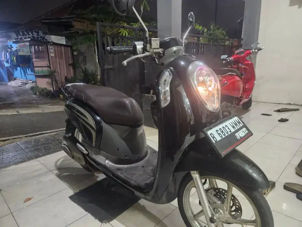 HONDA SCOOPY 2015