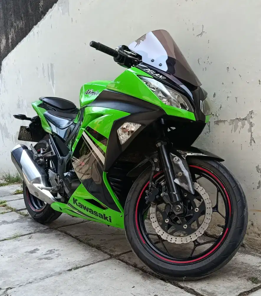 Motor Kawasaki Ninja 250 fi 2 silinder
