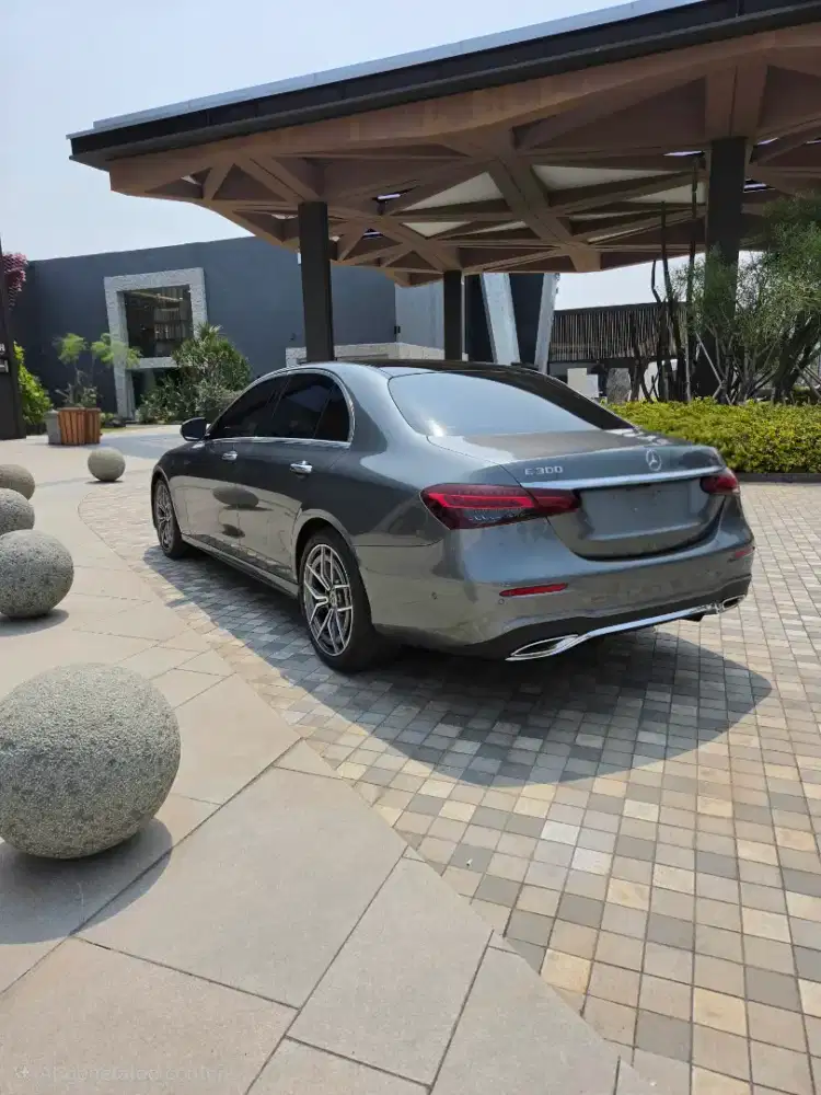 E300 AMG 2023 LOW ODO E 300