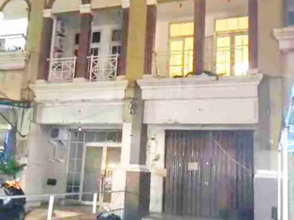 GRAND GALAXI BEKASI - ruko di jalan utama