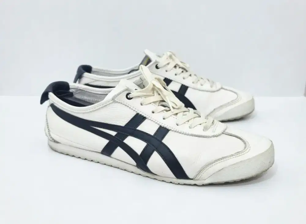 Onitsuka Tiger Mexico 66 Black and White