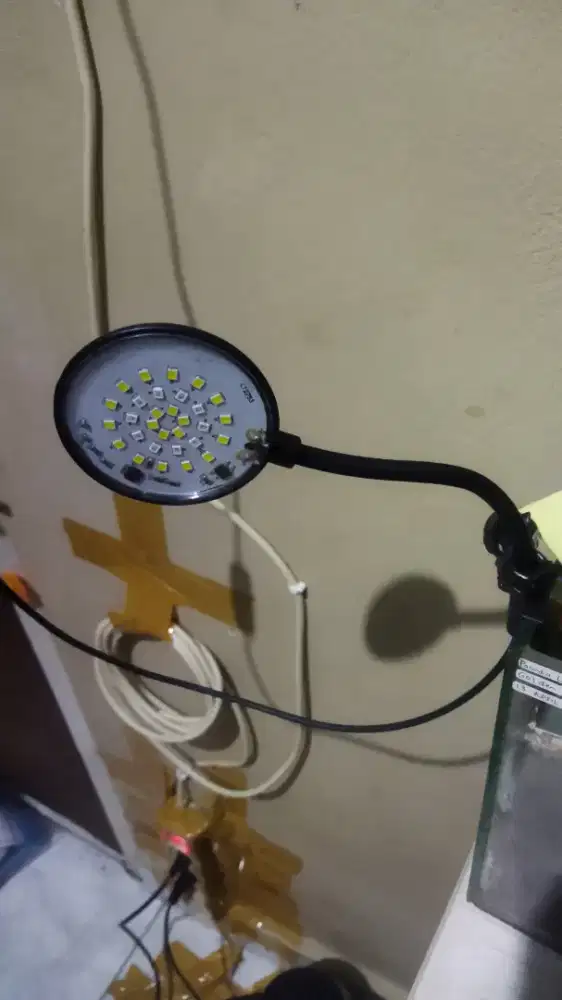 Lampu aquarium jepit 3 warna+ aquarium soliter
