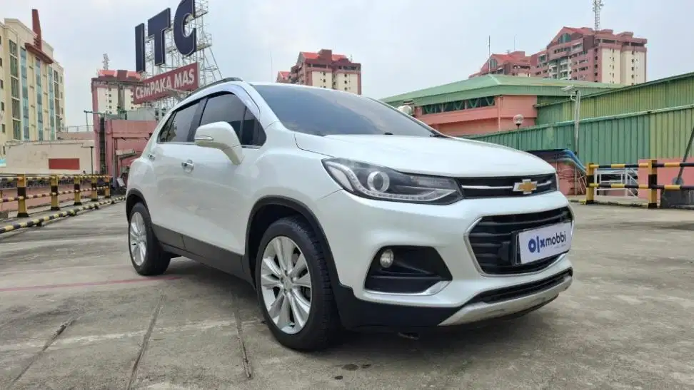 DP 6, JT Chevrolet Trax 1.4 Turbo LTZ Bensin-AT Putih 2017
