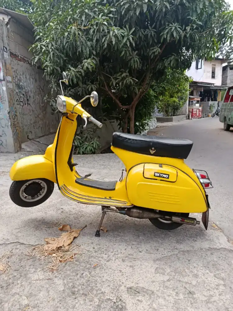 VESPA SUPER TAHUN 1973
