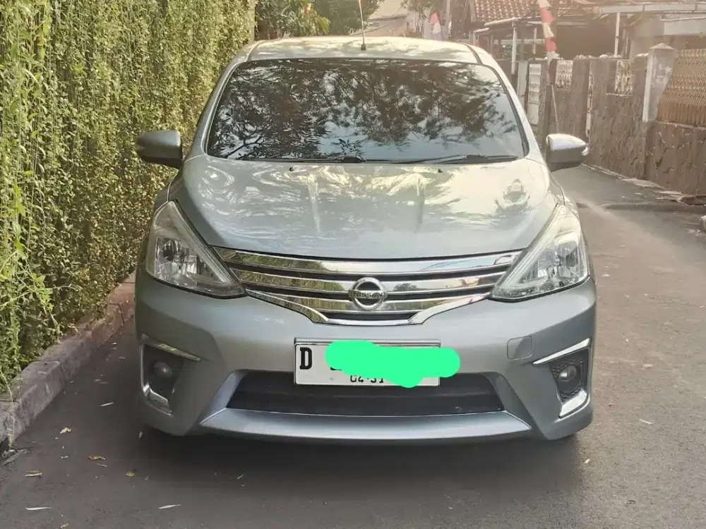Nissan Grand livina hws matic 2016